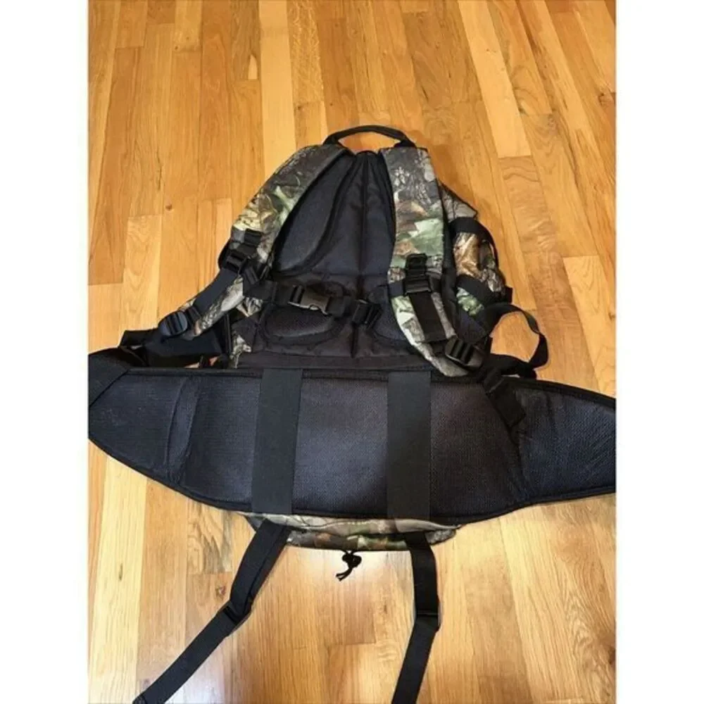 Realtree Unisex Hunting Backpack Fannypack Rifle Holder Pouch Large Camo Camping